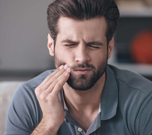 Brevard Can a Cracked Tooth be Saved with a Root Canal and Crown